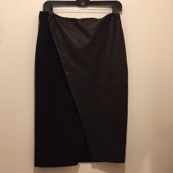 Alice + Olivia Dresses & Skirts - Alice + Olivia pencil skirt